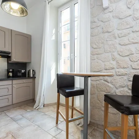 Apartment Port De Nice! Bright And Cosy 2 Bdrs 19th Building Nice