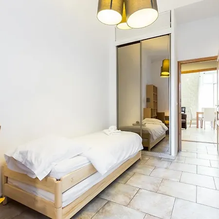 Apartment Port De Nice! Bright And Cosy 2 Bdrs 19th Building Nice